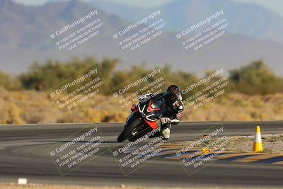 media/Dec-09-2023-SoCal Trackdays (Sat) [[76a8ac2686]]/Turn 15 Set 1 (230pm)/